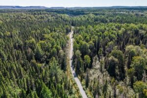 Paysage cyclable dans la région de l'Abitibi-Témiscamingue, Québec