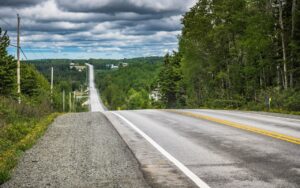 Paysage cyclable dans la région du Bas-Saint-Laurent, Québec.